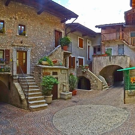 Casa del Borgo Pregasio Garden&view by Gardadomusmea Tremosine Exterior foto